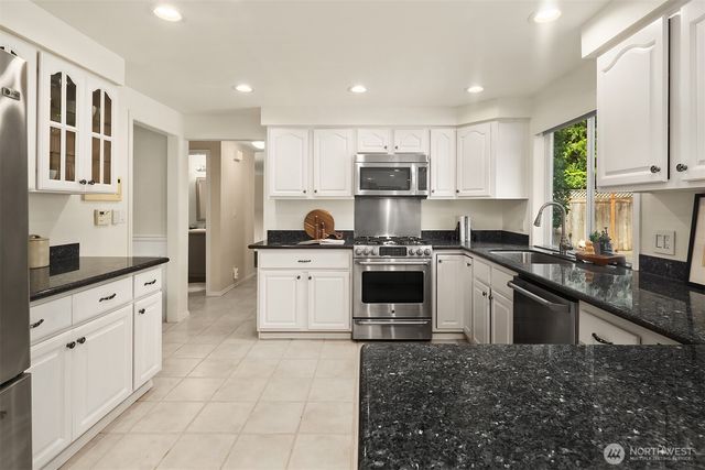 11722 103rd Avenue NE, Kirkland, WA 98034