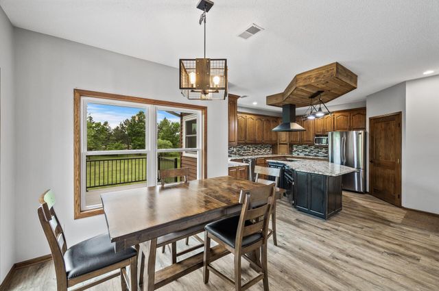 2801 263rd Avenue NE, Isanti, MN 55040