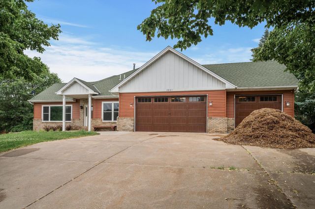 2801 263rd Avenue NE, Isanti, MN 55040