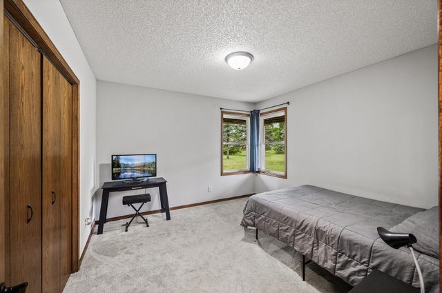 2801 263rd Avenue NE, Isanti, MN 55040