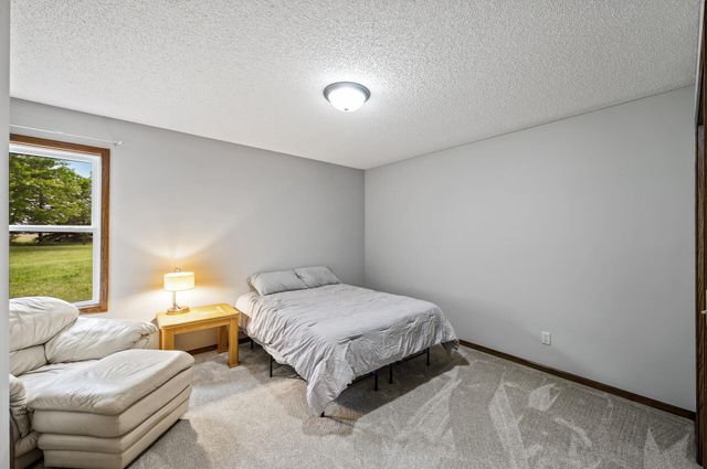2801 263rd Avenue NE, Isanti, MN 55040