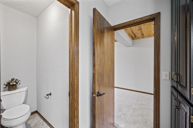 2801 263rd Avenue NE, Isanti, MN 55040