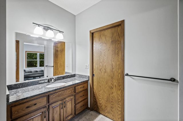 2801 263rd Avenue NE, Isanti, MN 55040