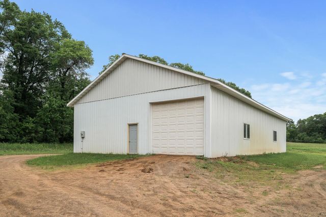 2801 263rd Avenue NE, Isanti, MN 55040