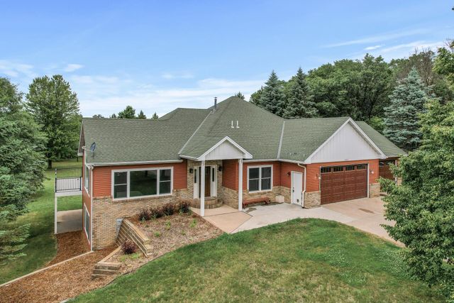 2801 263rd Avenue NE, Isanti, MN 55040