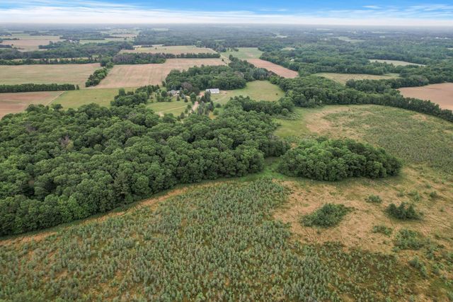2801 263rd Avenue NE, Isanti, MN 55040