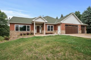 2801 263rd Avenue NE, Isanti, MN 55040