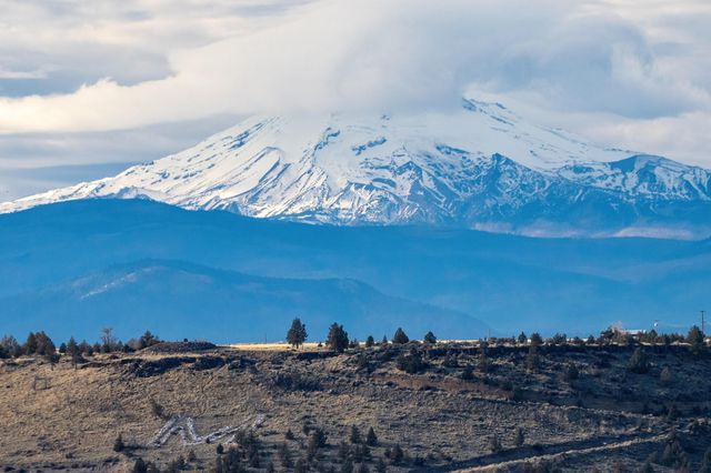 362 SE Wildflower Drive, Madras, OR 97741