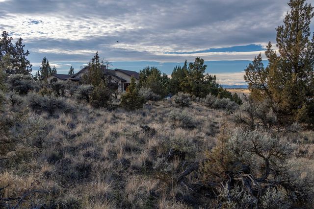 362 SE Wildflower Drive, Madras, OR 97741