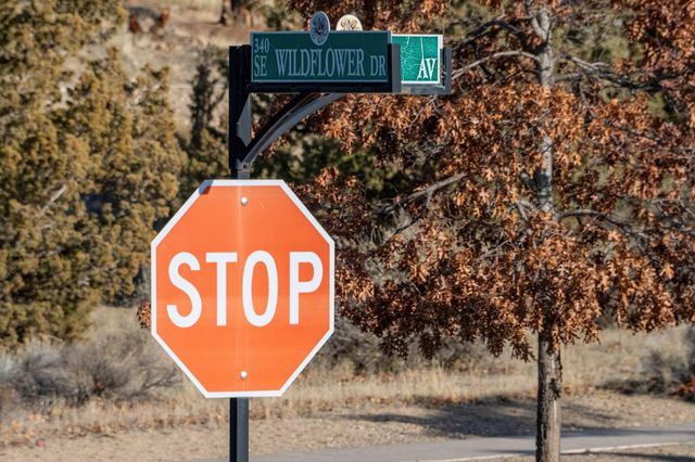 362 SE Wildflower Drive, Madras, OR 97741