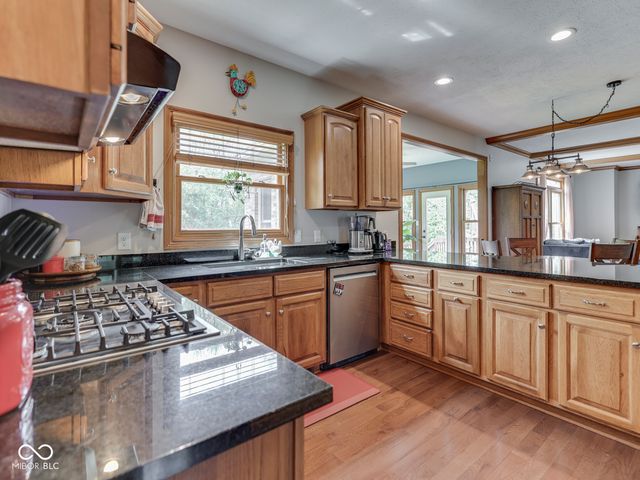 5517 Westbourne Court, Greenwood, IN 46143