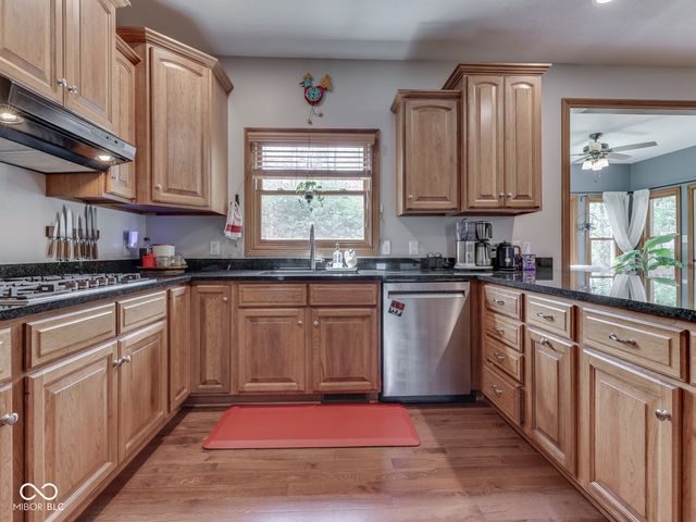 5517 Westbourne Court, Greenwood, IN 46143