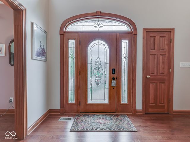 5517 Westbourne Court, Greenwood, IN 46143