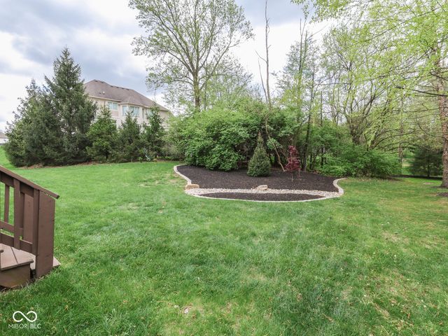 5517 Westbourne Court, Greenwood, IN 46143