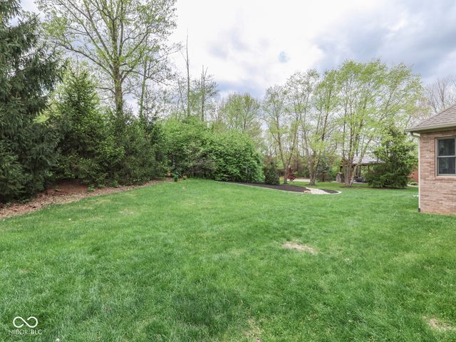 5517 Westbourne Court, Greenwood, IN 46143