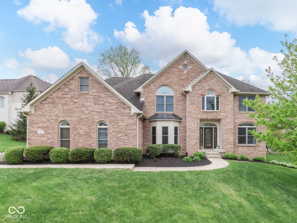 5517 Westbourne Court, Greenwood, IN 46143