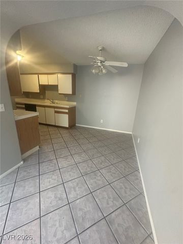 1600 North Torrey Pines Drive 102, Las Vegas, NV 89108