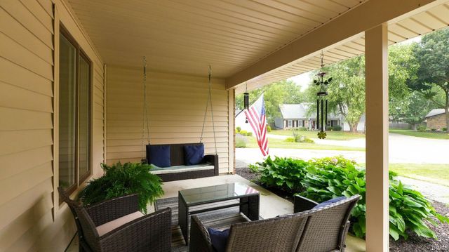 8112 Tewksbury Court, Fort Wayne, IN 46835