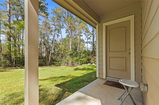 2521 Papoose Trail, Willis, TX 77378