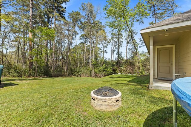 2521 Papoose Trail, Willis, TX 77378