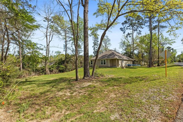 2521 Papoose Trail, Willis, TX 77378
