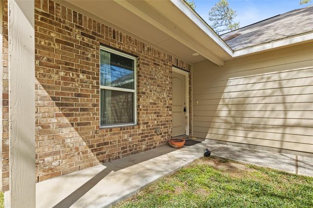 2521 Papoose Trail, Willis, TX 77378