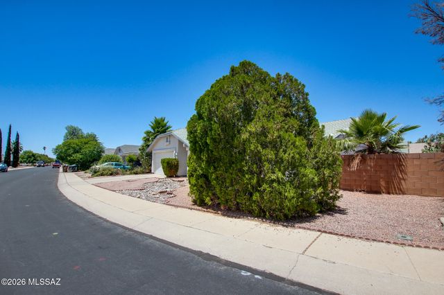 1480 W Canyon Shadows Lane, Tucson, AZ 85737