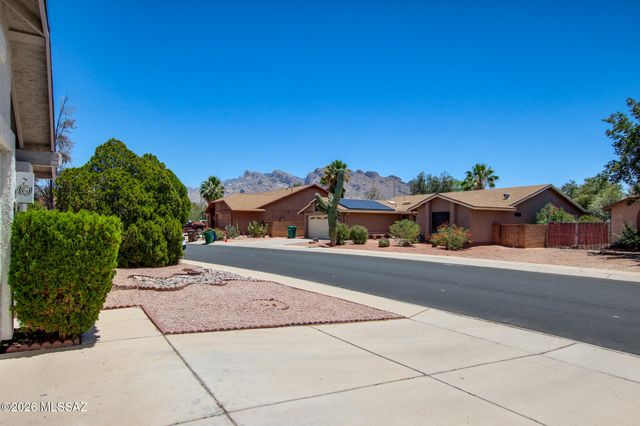 1480 W Canyon Shadows Lane, Tucson, AZ 85737