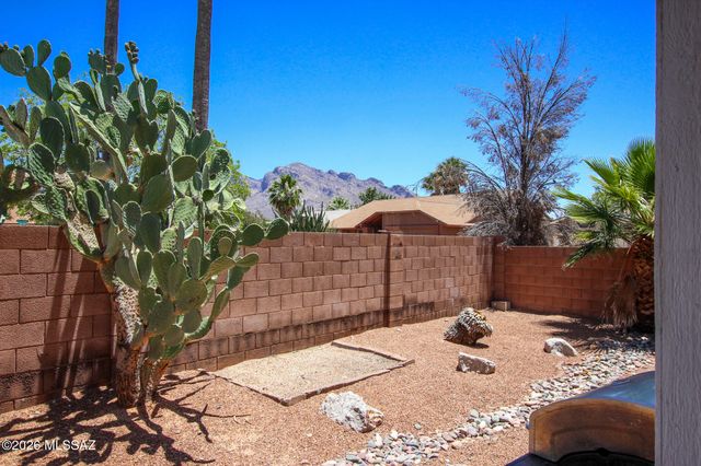 1480 W Canyon Shadows Lane, Tucson, AZ 85737