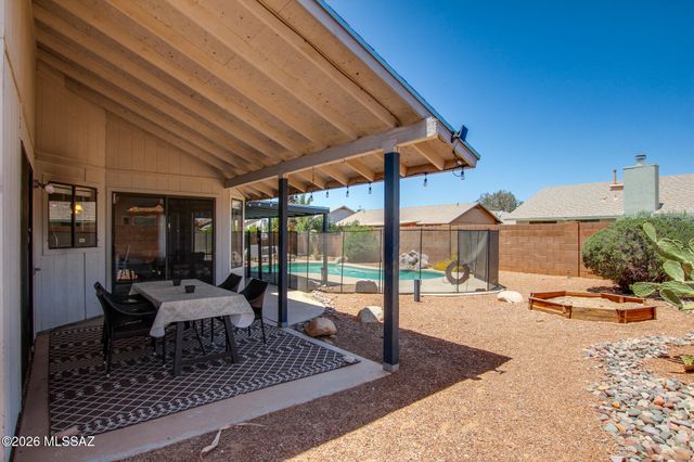 1480 W Canyon Shadows Lane, Tucson, AZ 85737