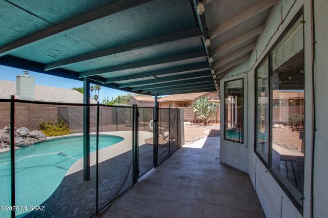 1480 W Canyon Shadows Lane, Tucson, AZ 85737