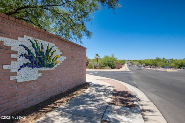 1480 W Canyon Shadows Lane, Tucson, AZ 85737