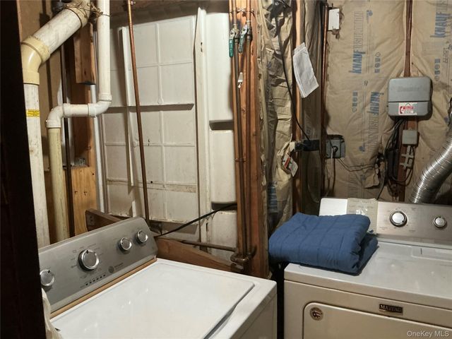 606 Birch Hollow Drive, Shirley, NY 11967