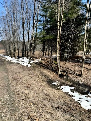 843 River Road, Troy, VT 05859