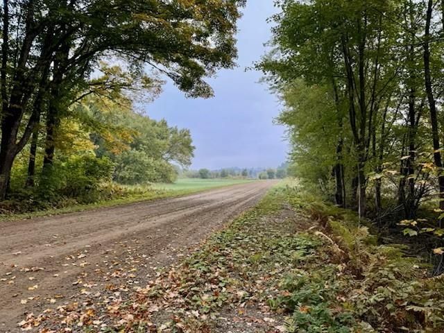843 River Road, Troy, VT 05859
