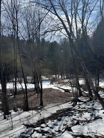 843 River Road, Troy, VT 05859