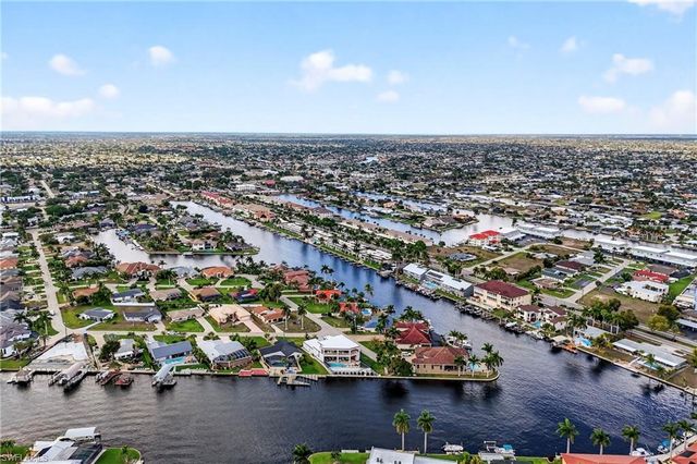 1614 Beach PKWY 103, Cape Coral, FL 33904