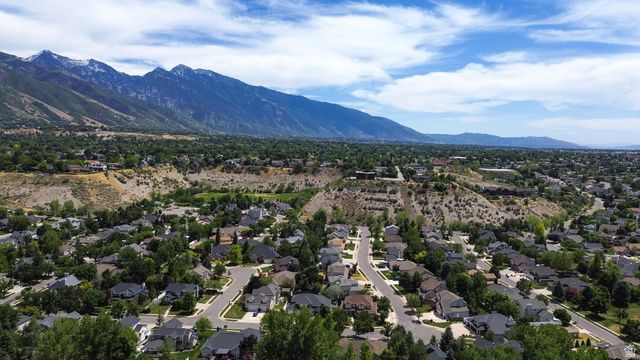 2747 E PALMA WAY, Cottonwood Heights, UT 84121
