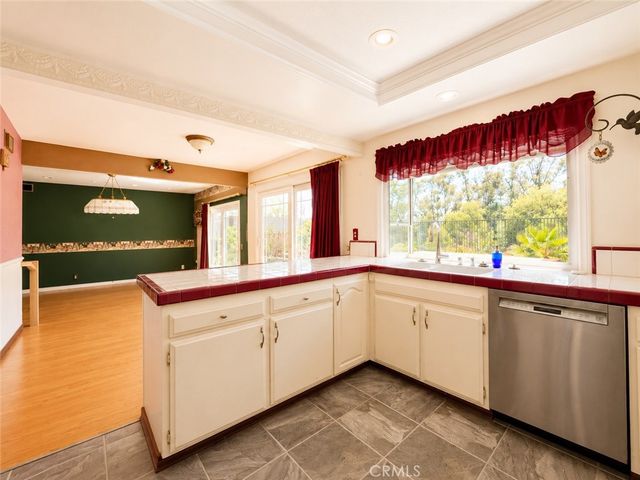 1730 N Hale Avenue, Fullerton, CA 92831