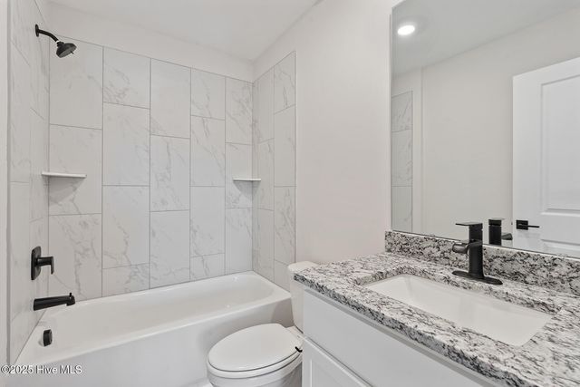 123 S Umbrella Palm Drive, Hampstead, NC 28443