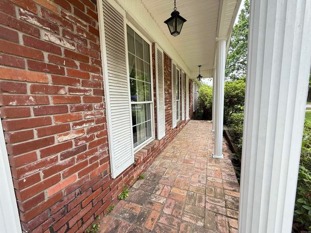 1303 Biscayne Drive, Little Rock, AR 72227
