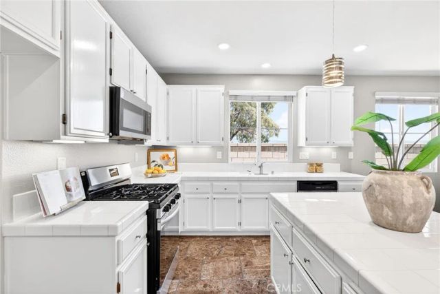 5905 Hope Street, Hemet, CA 92545