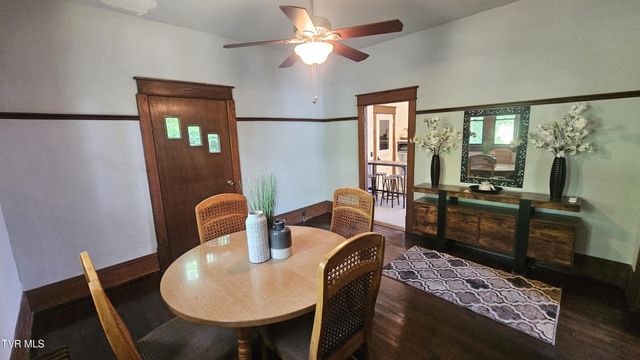 736 Northwest The Terrace Street, Norton, VA 24273