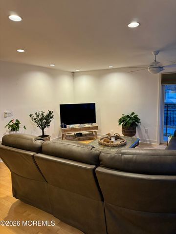 232 Hayes Court, Lavallette, NJ 08735