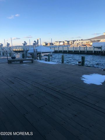 232 Hayes Court, Lavallette, NJ 08735