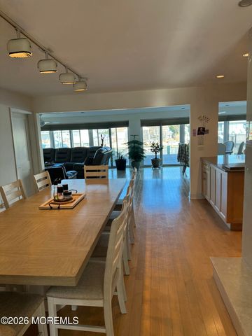 232 Hayes Court, Lavallette, NJ 08735
