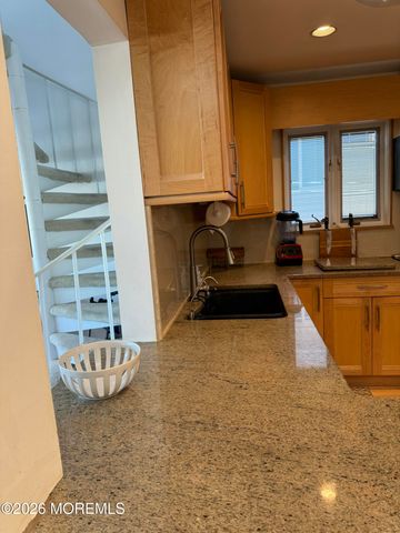 232 Hayes Court, Lavallette, NJ 08735