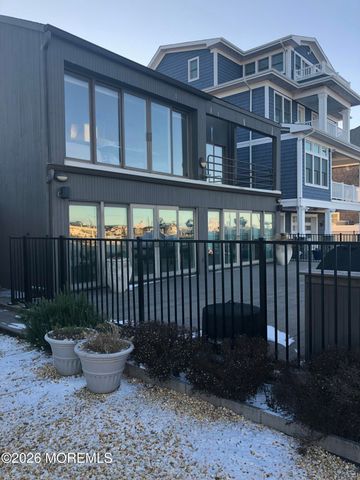 232 Hayes Court, Lavallette, NJ 08735
