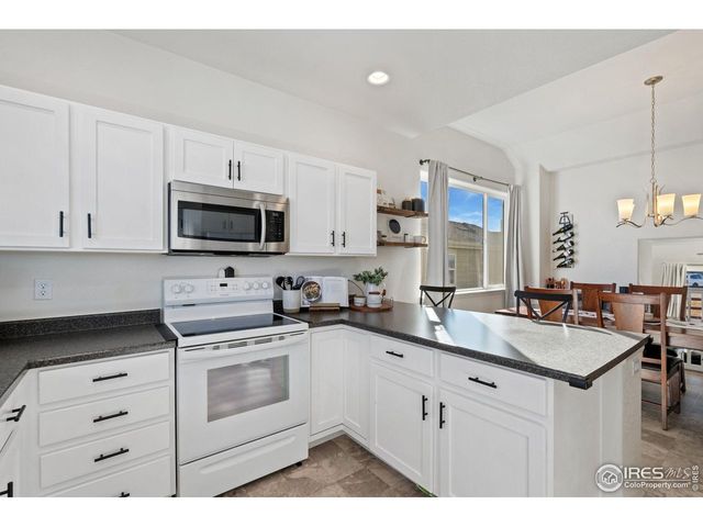 2004 Thundercloud Dr, Windsor, CO 80550