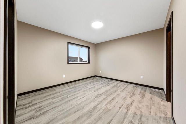 3200 Noble Drive, Mankato, MN 56001